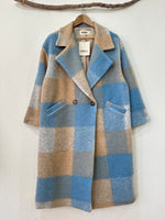 Load image in the gallery viewer,Sobretudo em fazenda forrado LIVERPOOL
