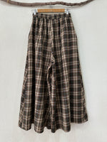 Load image in the gallery viewer,Pantalonas de flanela c/ bolsos KACEY
