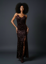 Carregar imagem no visualizador da galeria, Vestido comprido c/ abertura em veludo c/lantejoulas SAPPHIRE
