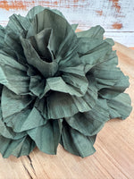 Load image in the gallery viewer,Pregadeira em tecido FLEUR
