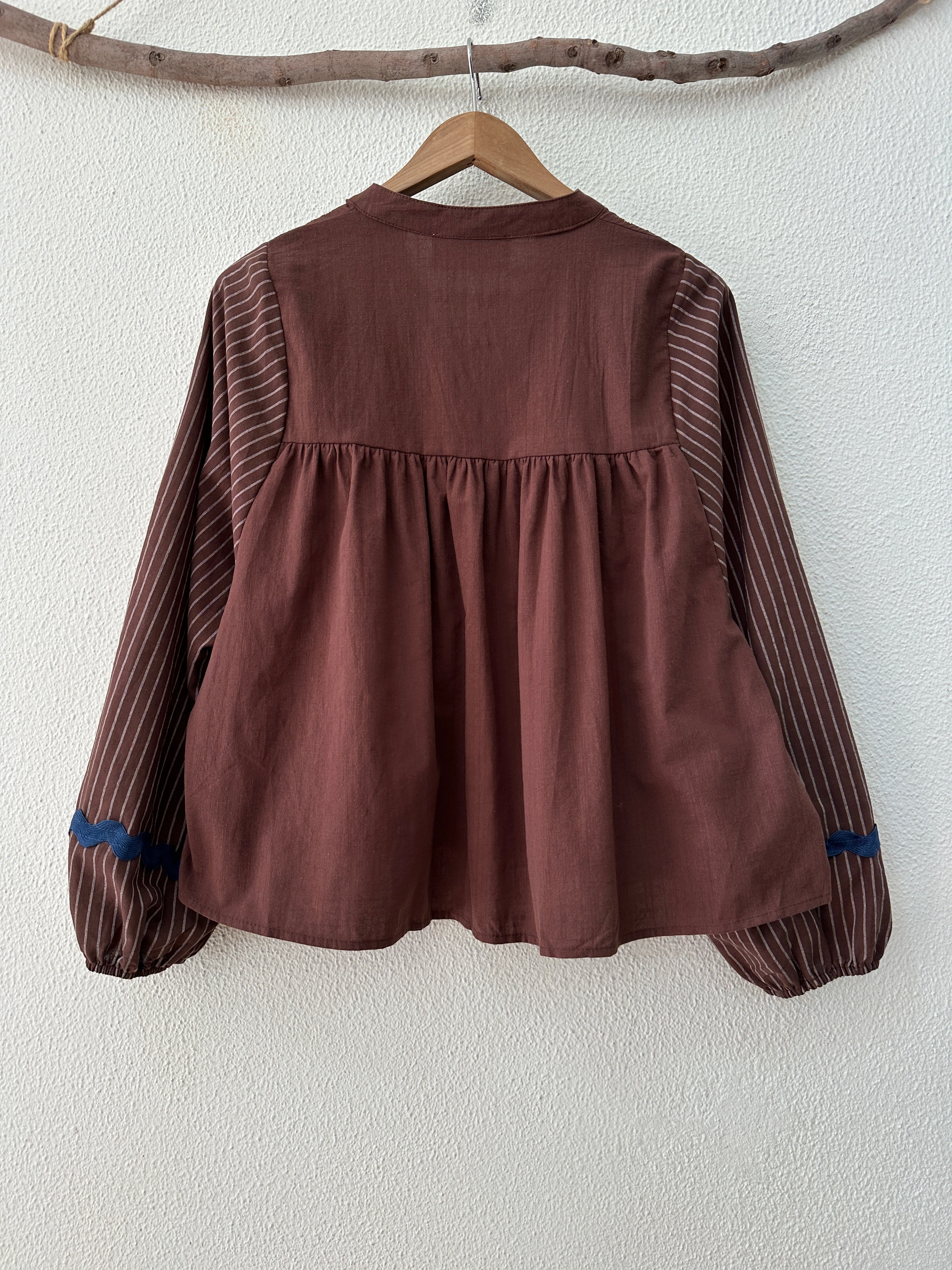 Camisa bordada HEARTS