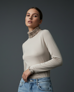 Carregar imagem no visualizador da galeria, Camisola efeito segunda pele c/ gola TOUCH
