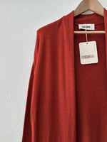 Load image in the gallery viewer,Cardigan de malha c/ bolsos AUTUMN
