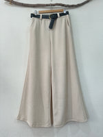 Load image in the gallery viewer,Pantalonas em malha tipo bombazina GLASGOW
