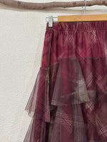 Load image in the gallery viewer,Saia em tule c/ folhos BOSTON
