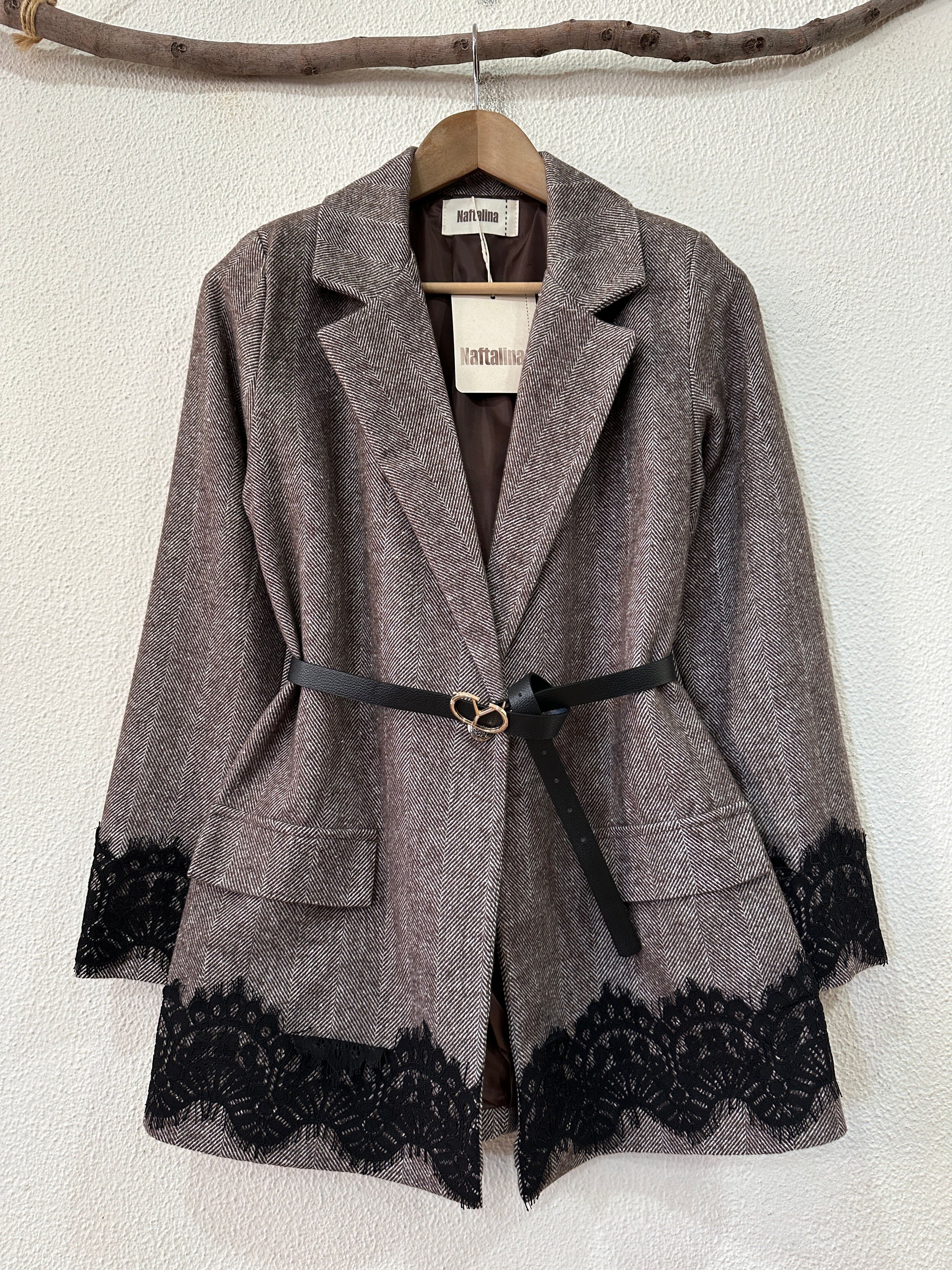 Blazer em fazenda espinhada c/ renda STRACCIATELLA
