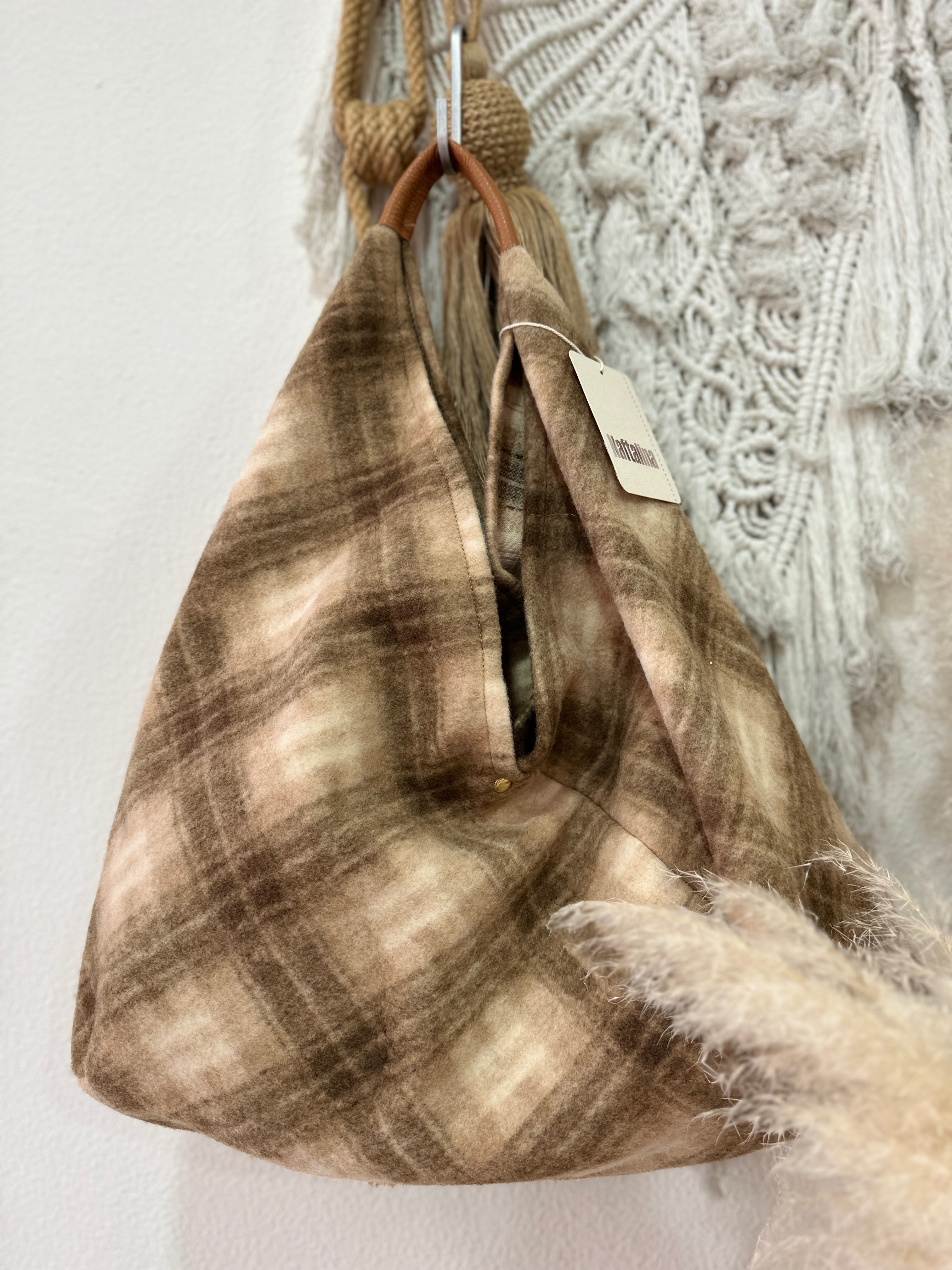 Mala estilo hobo em fazenda TREVISO