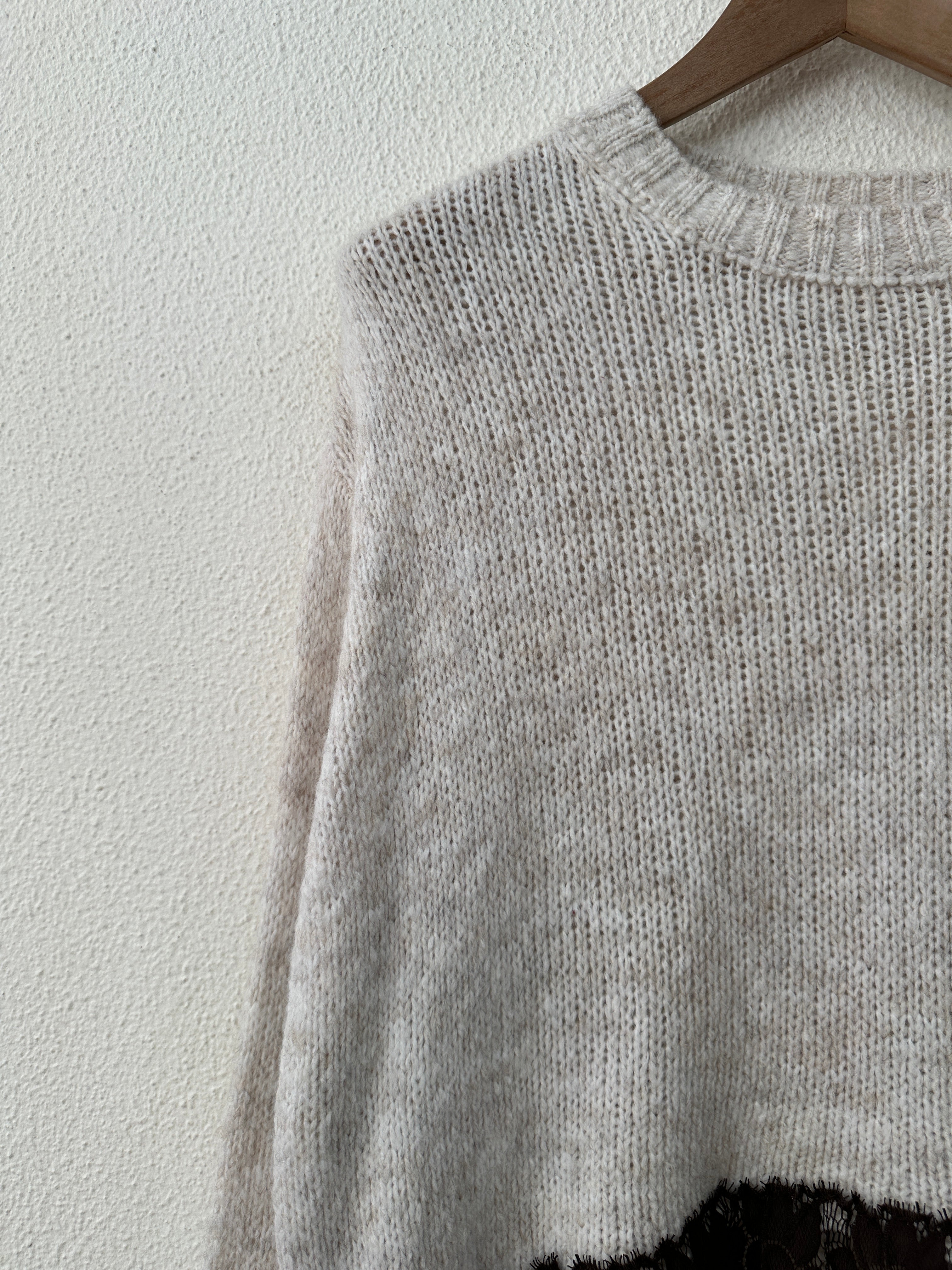 Camisola de malha assimétrica c/ renda CHEESECAKE