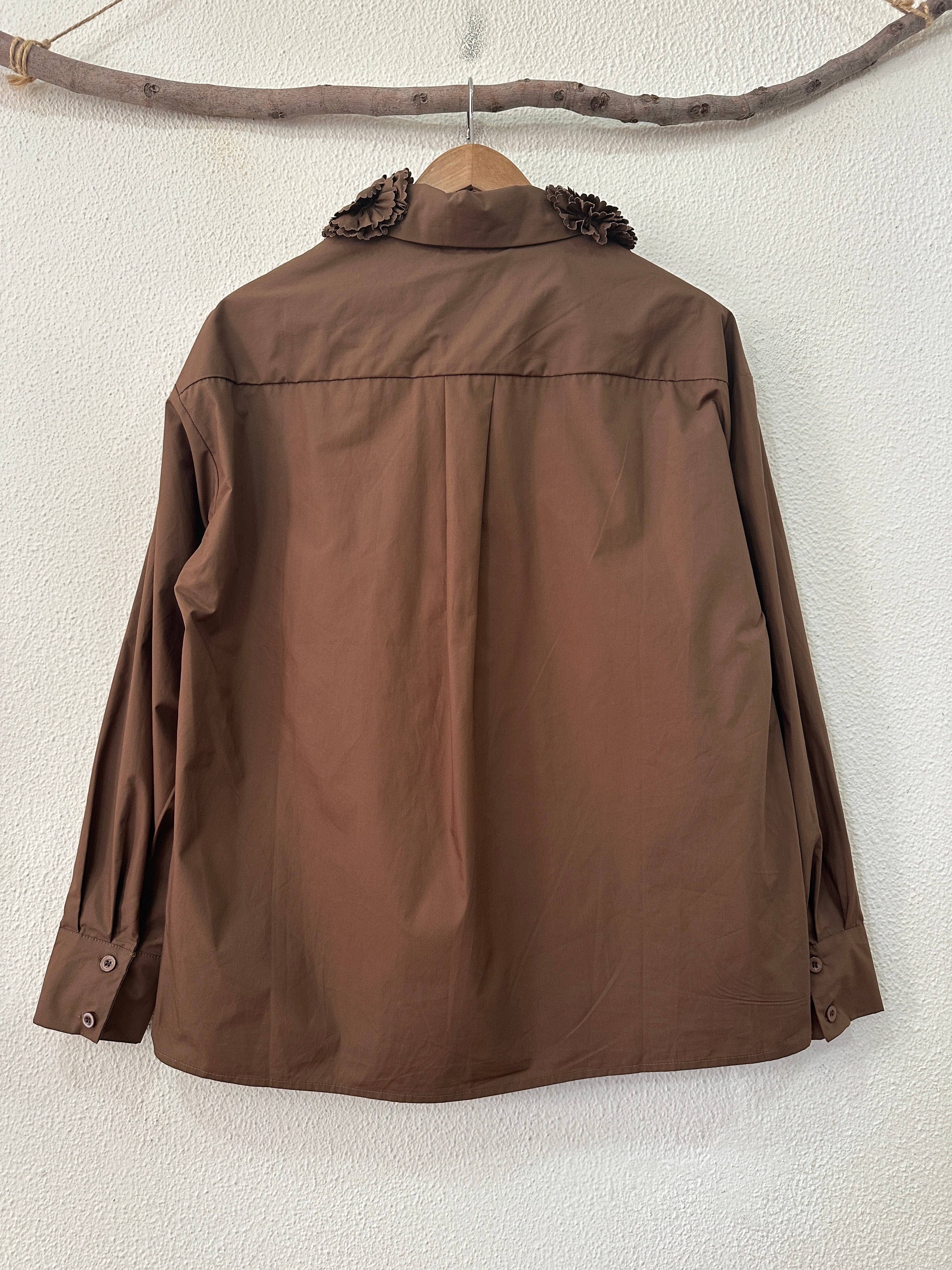 Camisa de popelina c/aplicações LOUISE