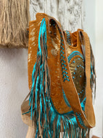 Carregar imagem no visualizador da galeria, Mala em pele c/franjas CALLIOPE
