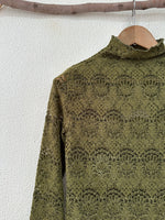 Carregar imagem no visualizador da galeria, Camisola justa de renda aveludada AVELINE
