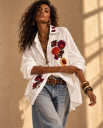 Carregar imagem no visualizador da galeria, Camisa oversize c/ bordado BOUQUET
