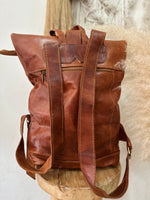 Carregar imagem no visualizador da galeria, Mochila em pele FRIOLA
