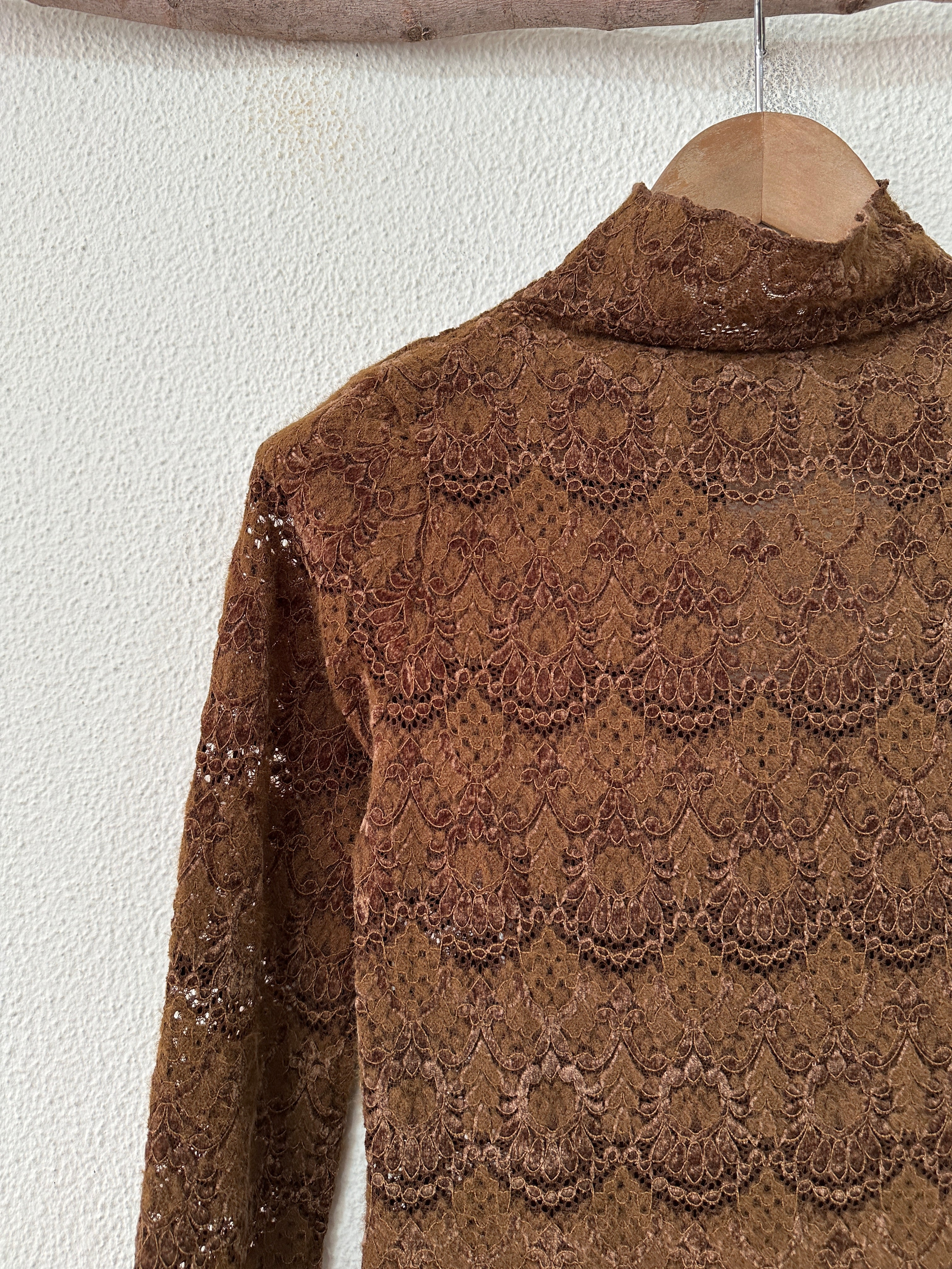 Camisola justa de renda aveludada AVELINE