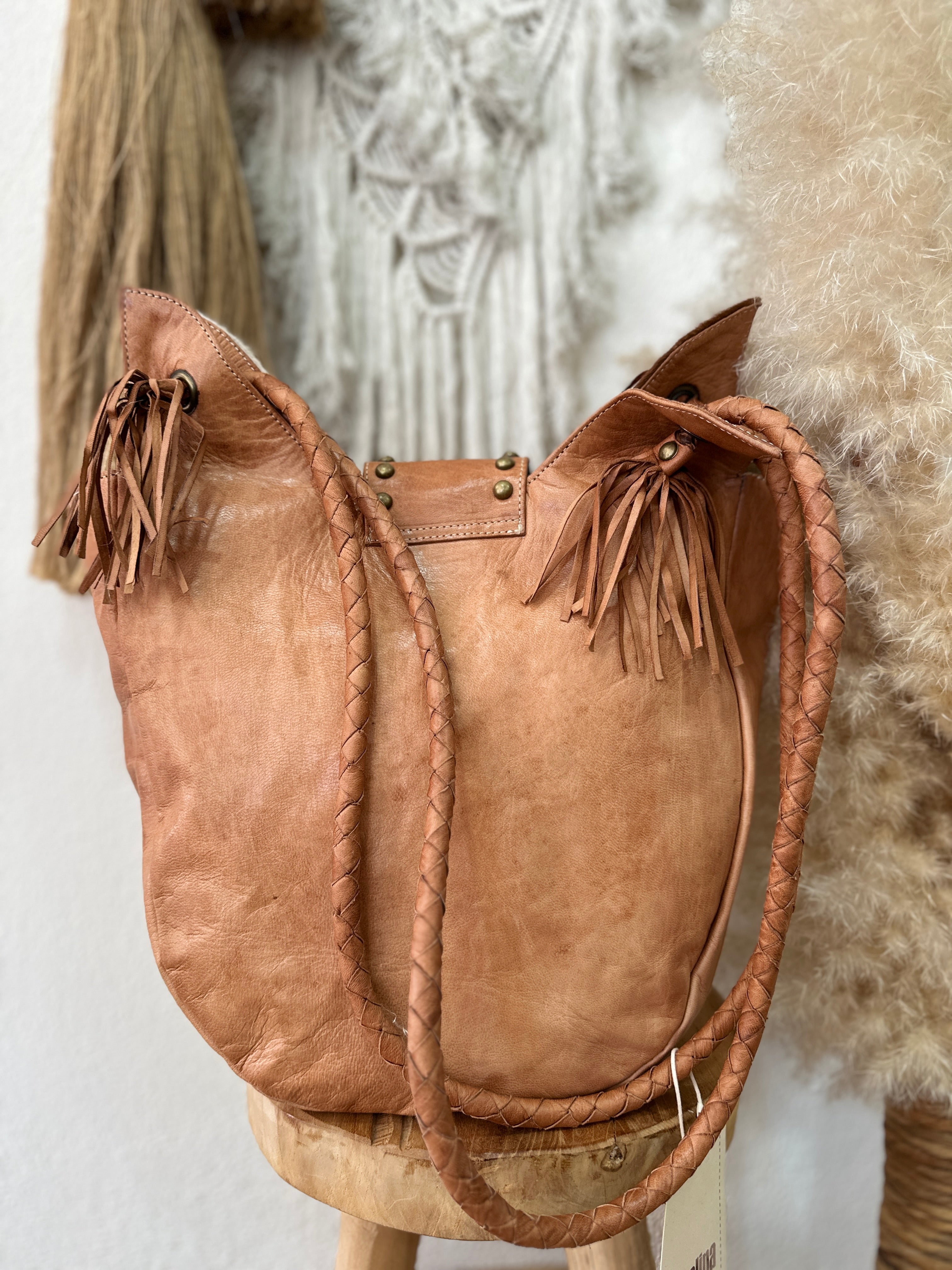 Mala em pele c/pelo RIADE