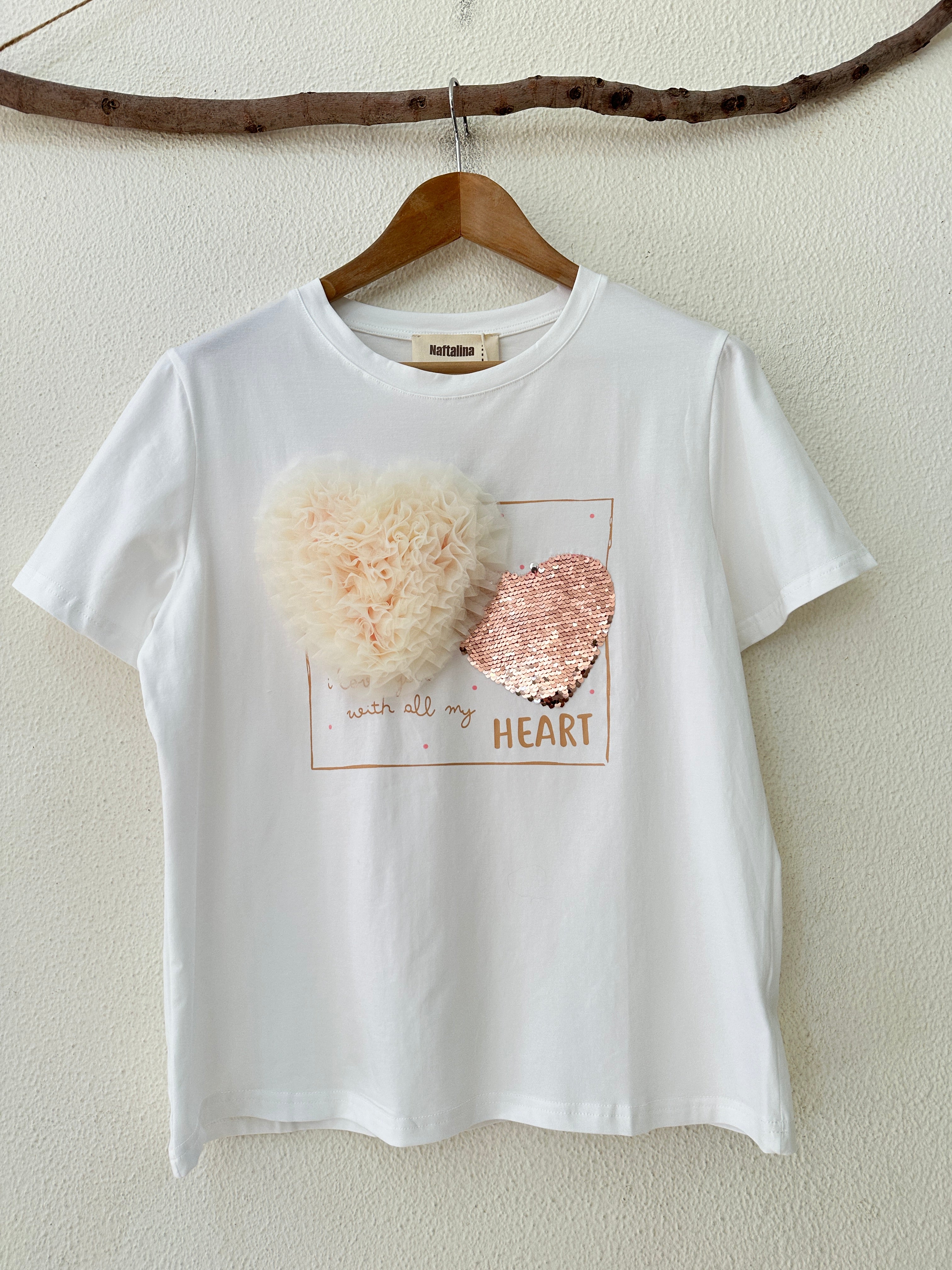 T-shirt c/aplicações ALL MY HEART