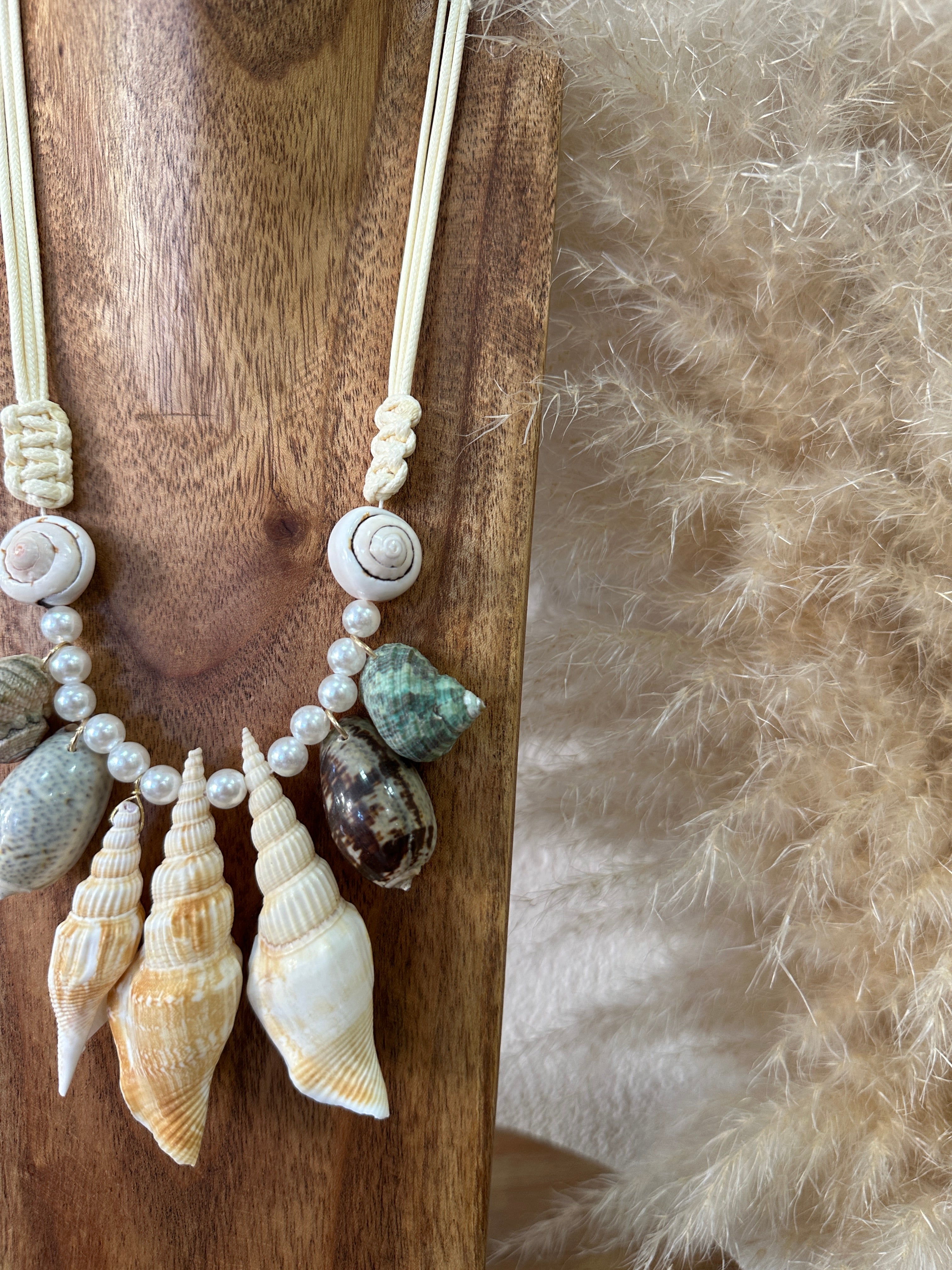 Colar com búzios BAHIA