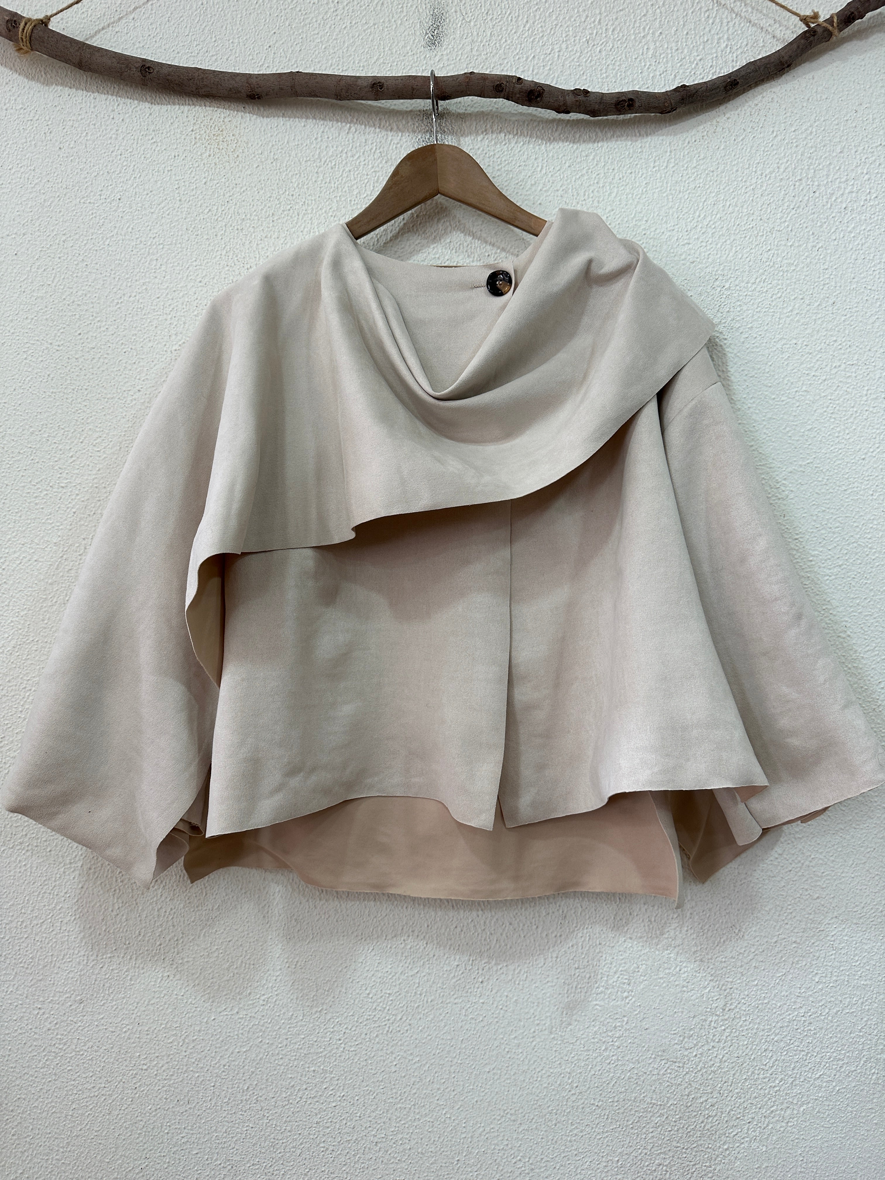 Casaco em suede c/cachecol TÁLIA