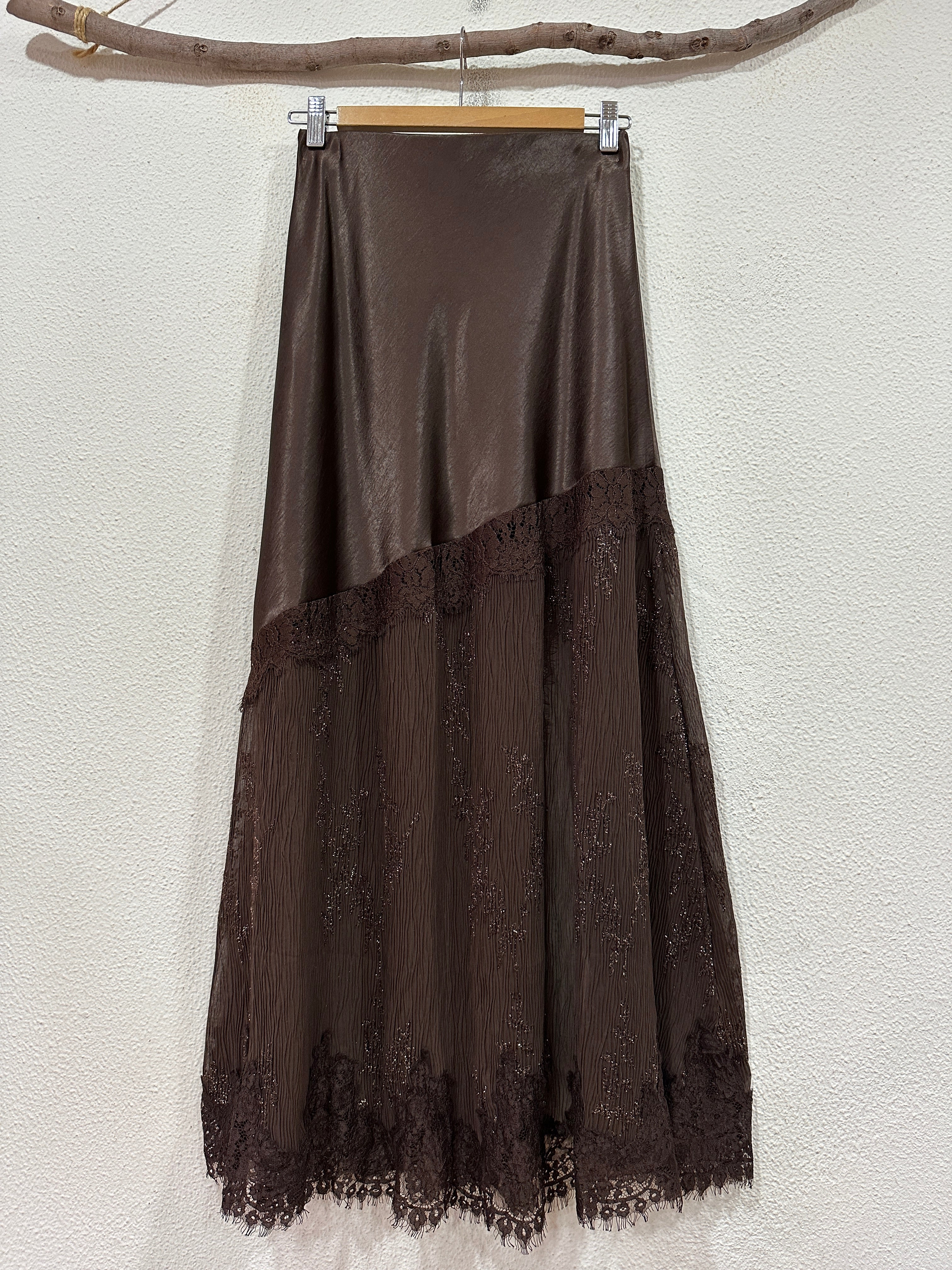 Saia acetinada c/renda NICOLE