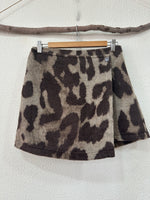 Load image in the gallery viewer,Saia-calção em felpa FEARLESS
