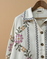 Carica l'immagine nel visualizzatore della galleria,Casaco de sarja bordado BLOSSOM
