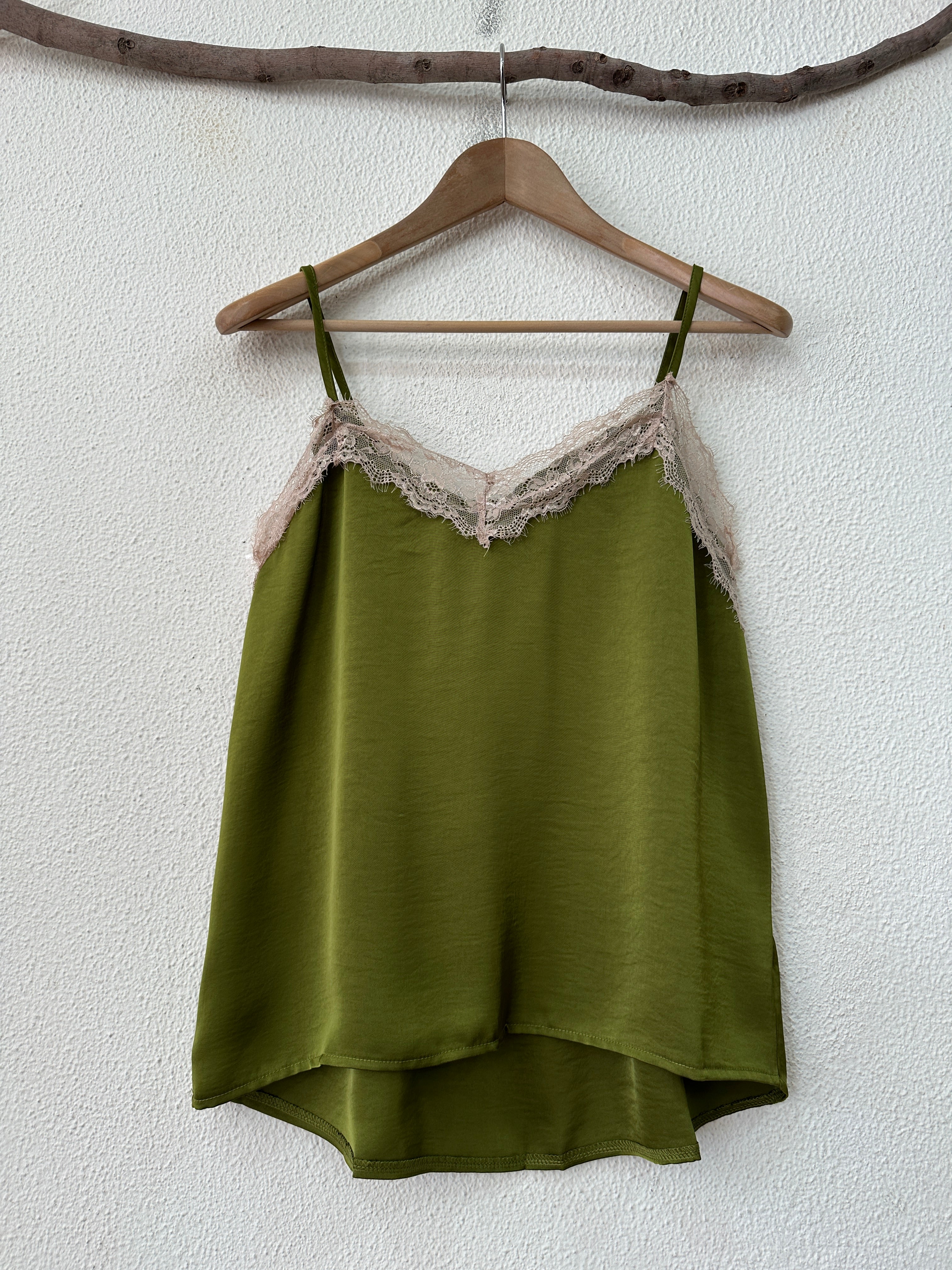 Top acetinado c/ renda JENNIFER