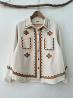 Load image in the gallery viewer,Casaco de sarja bordado MANON
