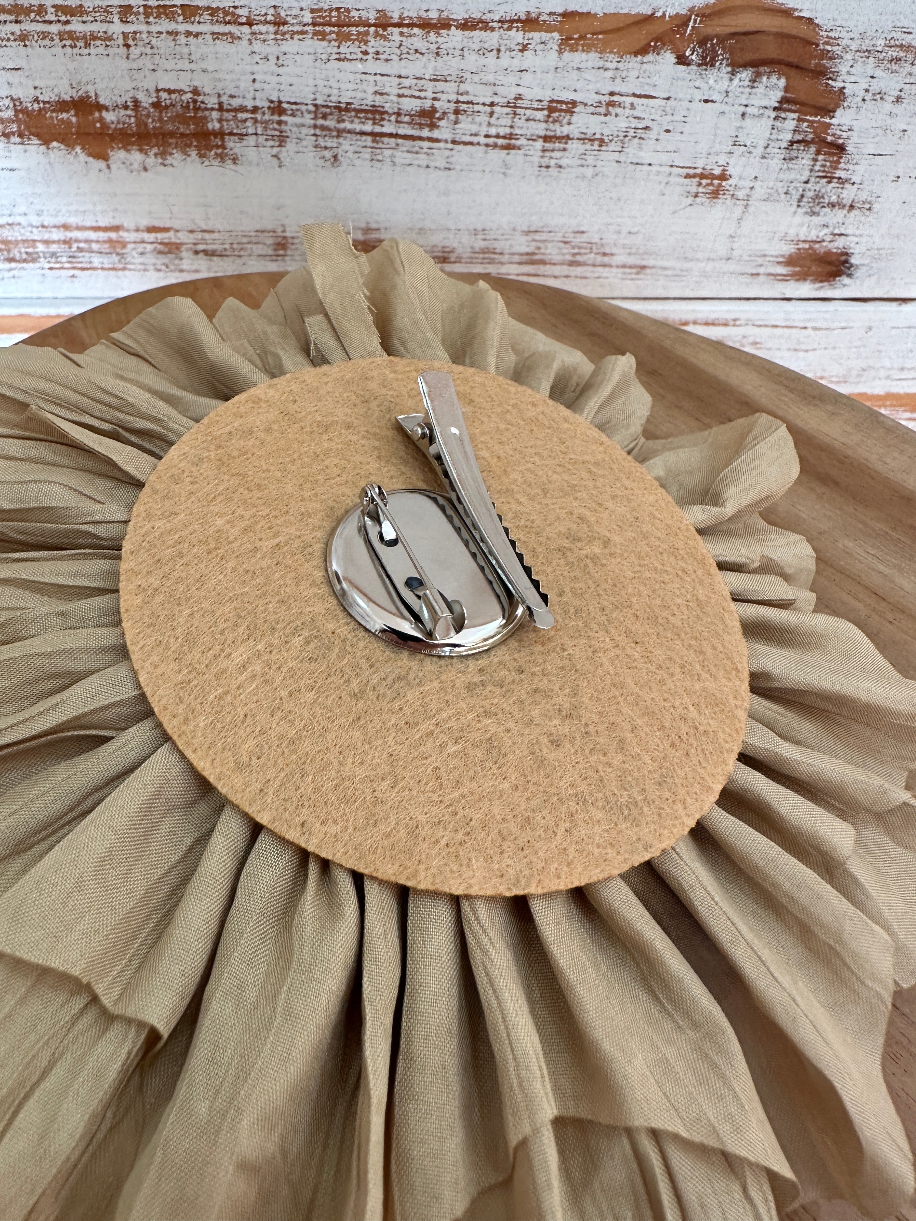 Pregadeira em tecido FLEUR