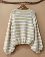 Load image in the gallery viewer,Camisola em malha c/aplicação SUGERCUBE
