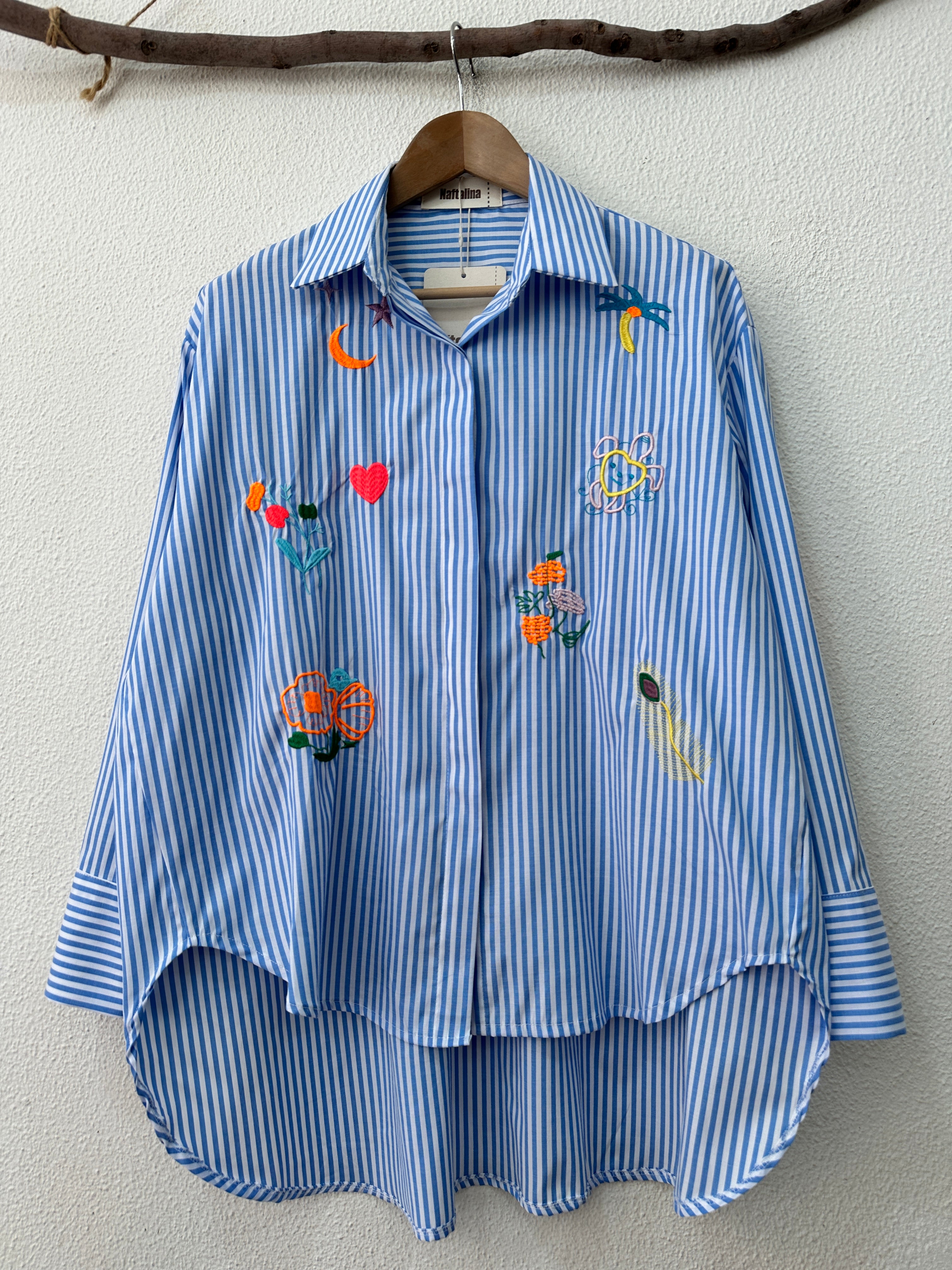 Camisa oversize bordada VACATION