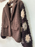 Carregar imagem no visualizador da galeria, Casaco de fazenda c/ mangas em crochet LUCY
