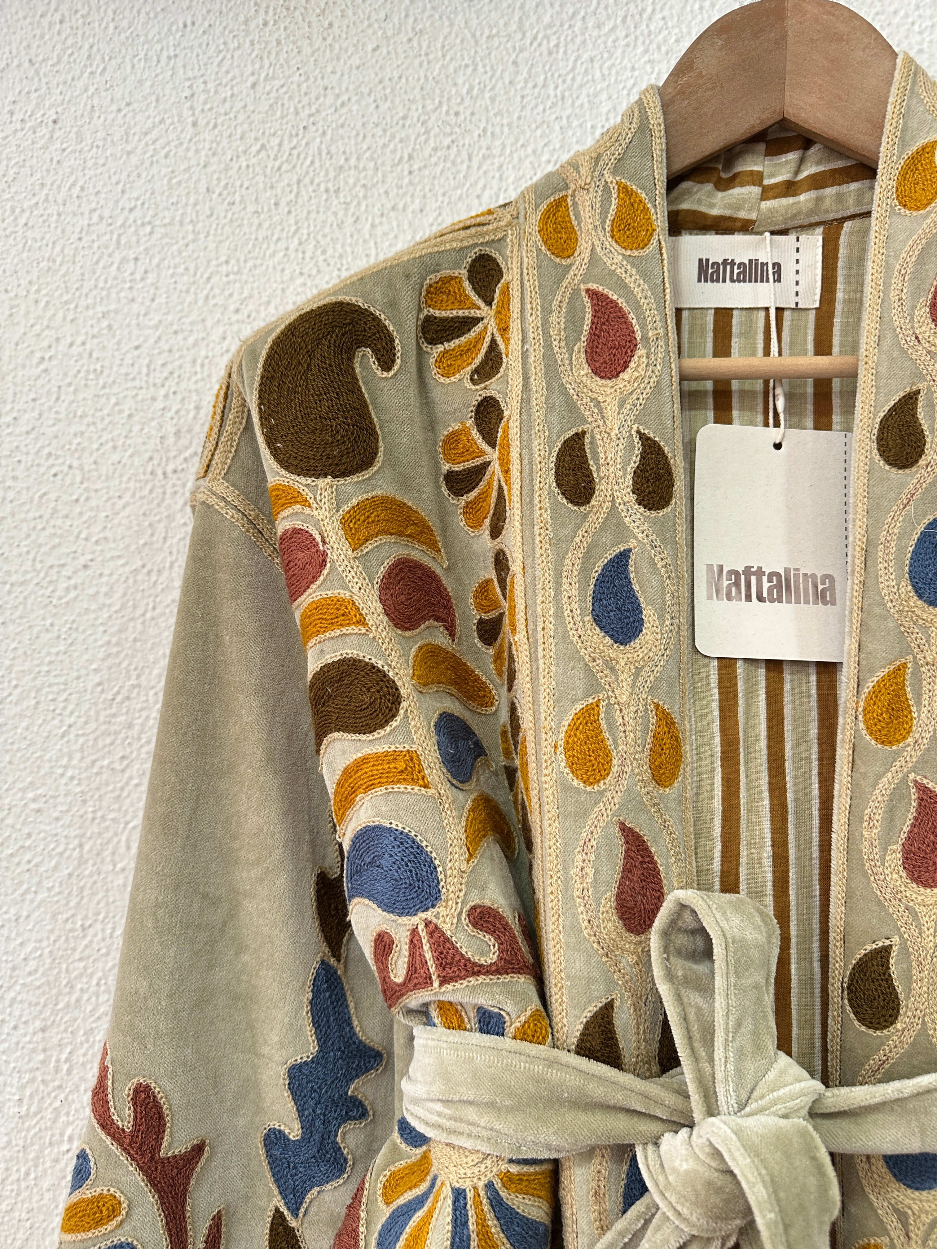 Kimono em veludo bordado DURGA