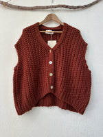 Load image in the gallery viewer,Colete oversize c/botões CLAUDE
