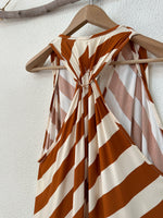 Carregar imagem no visualizador da galeria, Vestido comprido c/ bolsos e argola STRIPES
