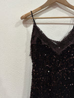 Carregar imagem no visualizador da galeria, Vestido comprido c/ abertura em veludo c/lantejoulas SAPPHIRE
