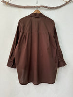 Load image in the gallery viewer,Camisa oversize c/ pregadeiras amovíveis ORLEANS
