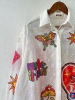 Load image in the gallery viewer,Camisa oversize bordada SELF LOVE
