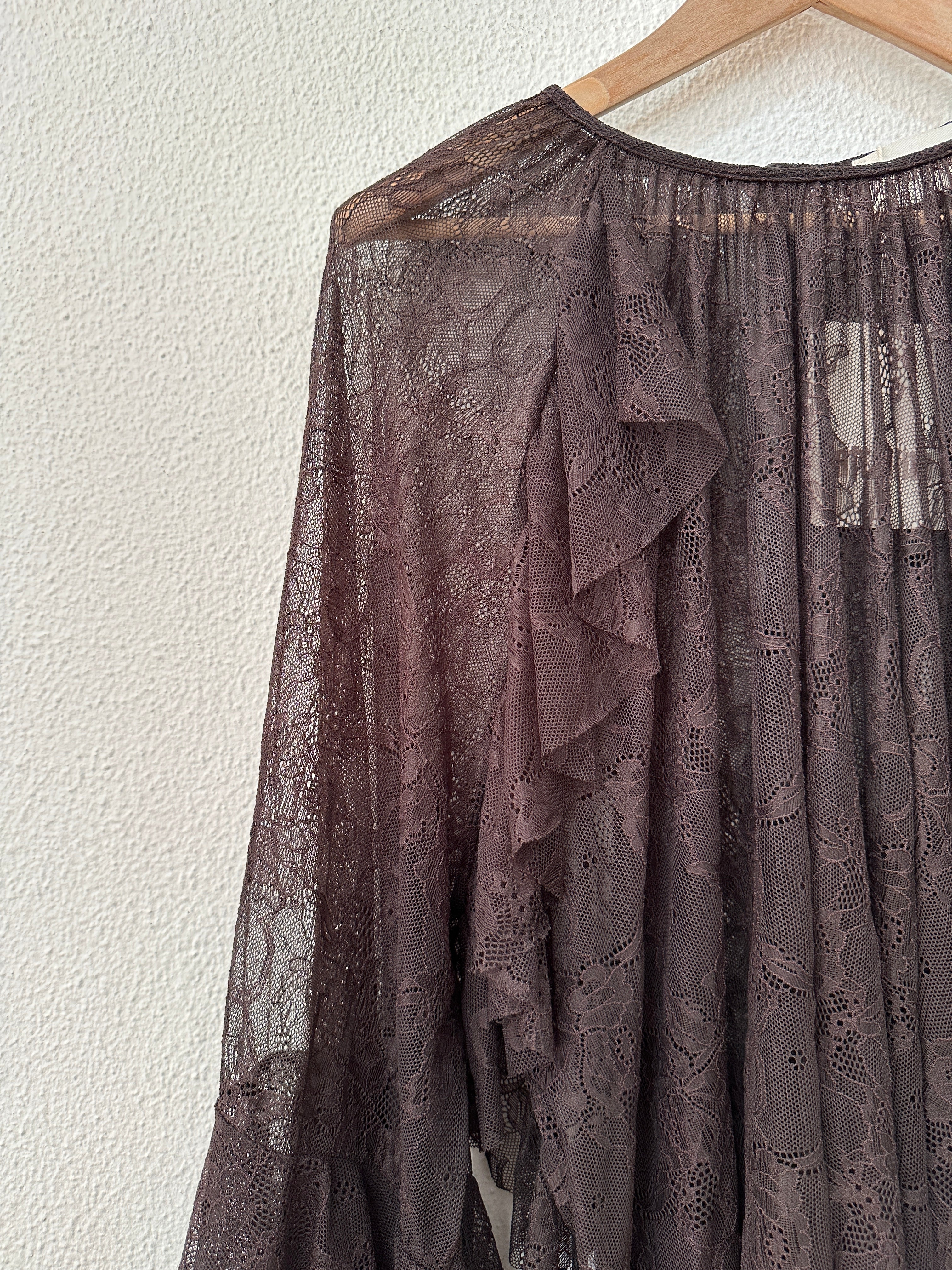 Túnica de renda c/ folhos DAKARI