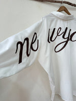 Load image in the gallery viewer,Camisa bordada oversize SCRIPT
