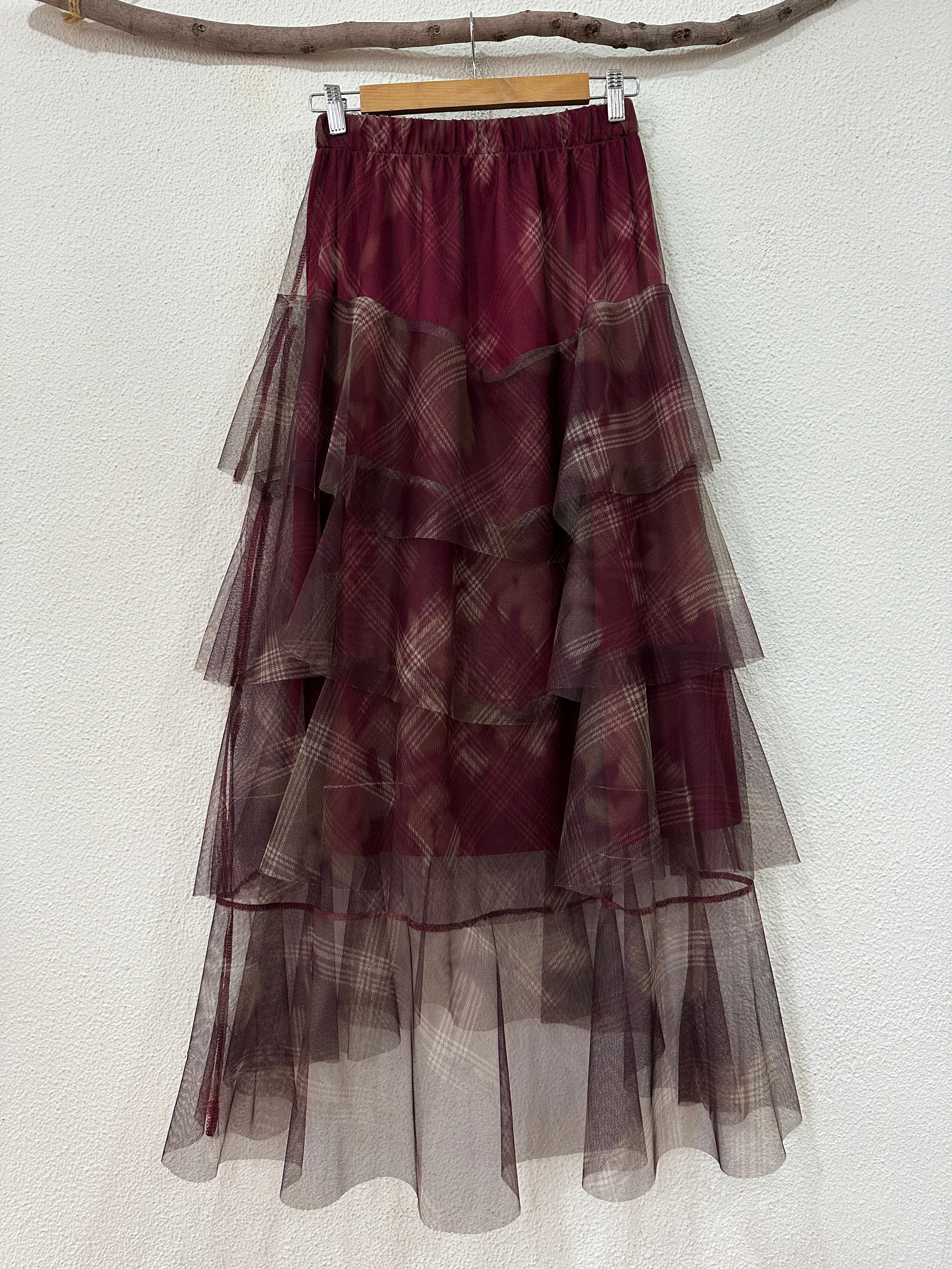 Saia em tule c/ folhos BOSTON