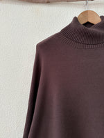 Load image in the gallery viewer,Camisola de malha c/ gola DEBORAH
