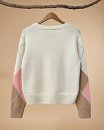 Load image in the gallery viewer,Casaco de malha c/ decote em V PRINCESS
