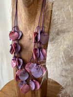 Carica l'immagine nel visualizzatore della galleria,Colar multivoltas em acrílico ORCHID
