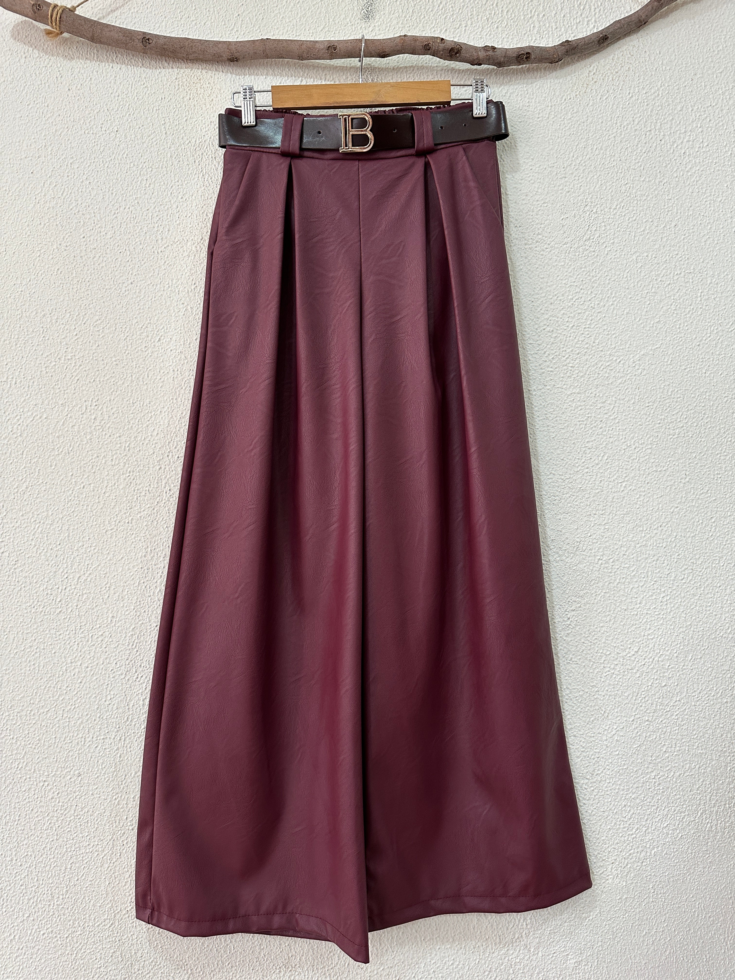 Pantalonas em ecopele BRUNI