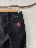 Load image in the gallery viewer,Calças de sarja bordadas FLORIANÓPOLIS
