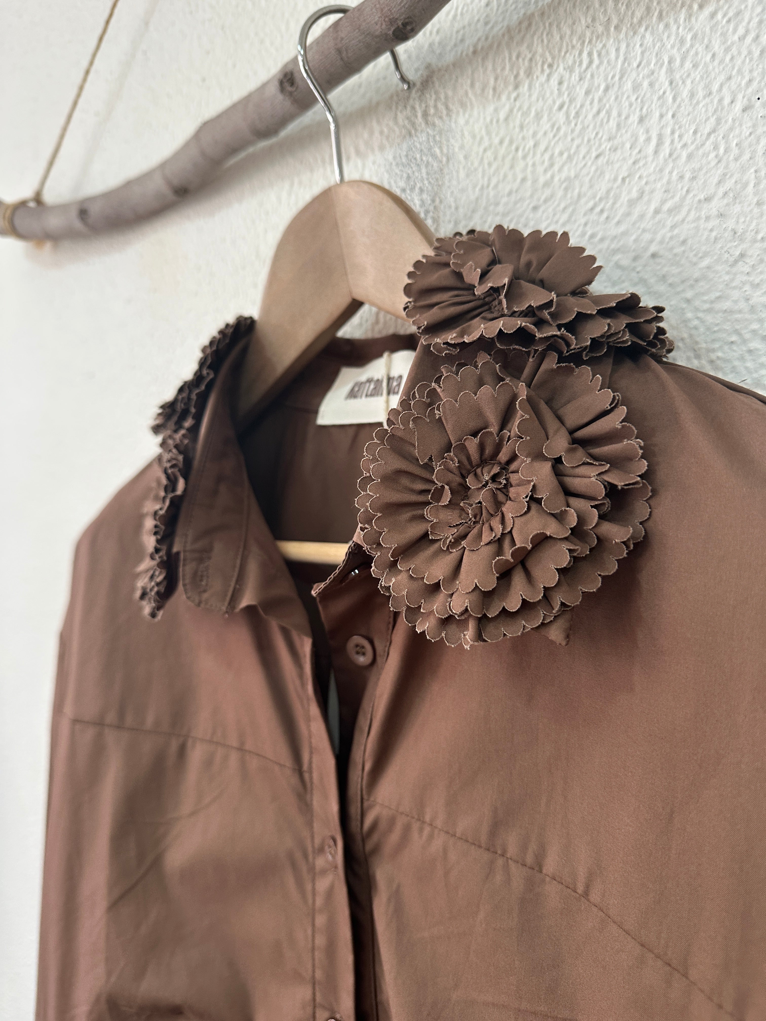 Camisa de popelina c/aplicações LOUISE