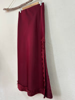 Carica l&#39;immagine nel visualizzatore della galleria,Saia comprida em cetim c/renda IMPRESSION
