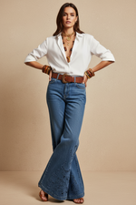 Carica l'immagine nel visualizzatore della galleria,Calças denim c/ bordado recortado JODIE
