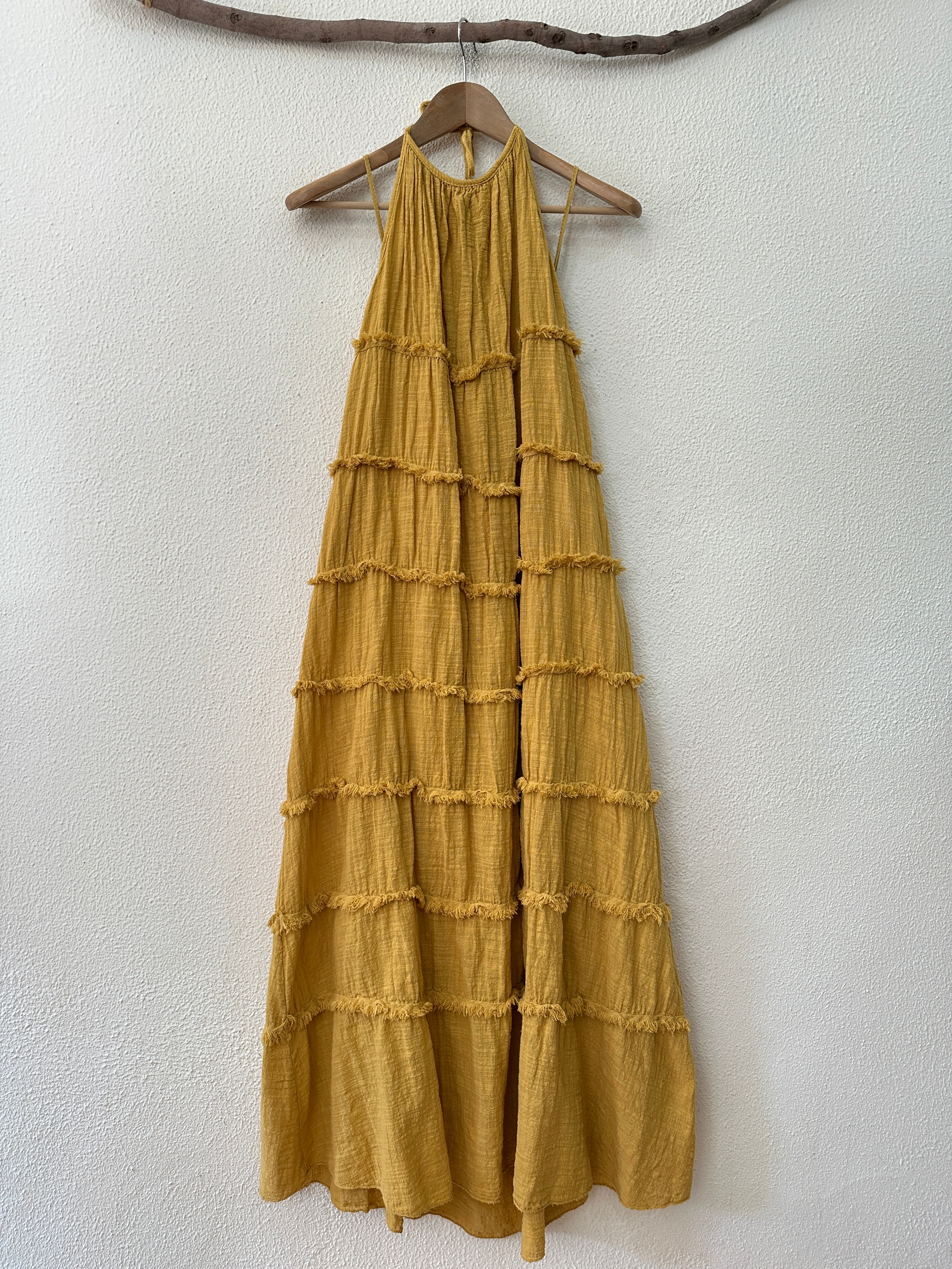 Vestido c/ decote halter AGNI