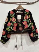 Load image in the gallery viewer,Casaco curto em veludo bordado KERALA
